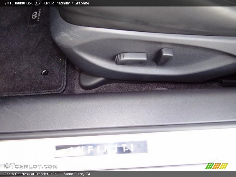 Liquid Platinum / Graphite 2015 Infiniti Q50 3.7