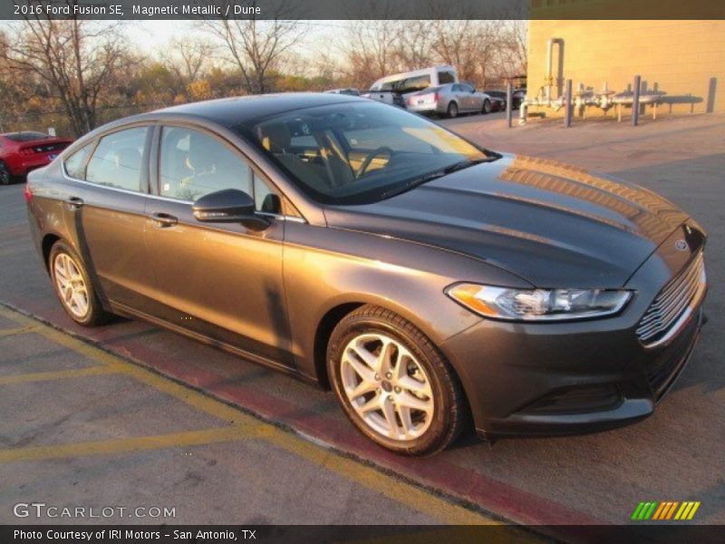 Magnetic Metallic / Dune 2016 Ford Fusion SE