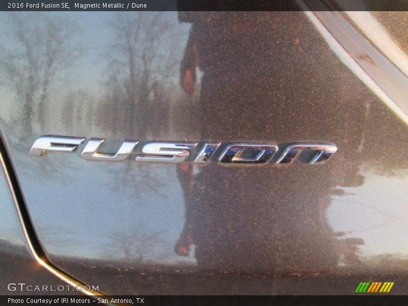 Magnetic Metallic / Dune 2016 Ford Fusion SE