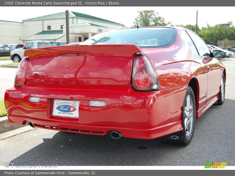 Victory Red / Ebony 2005 Chevrolet Monte Carlo Supercharged SS