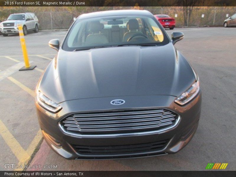 Magnetic Metallic / Dune 2016 Ford Fusion SE