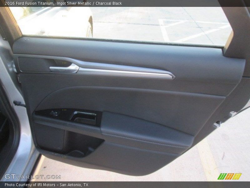 Ingot Silver Metallic / Charcoal Black 2016 Ford Fusion Titanium