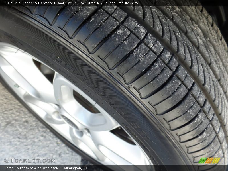 White Silver Metallic / Lounge Satellite Gray 2015 Mini Cooper S Hardtop 4 Door