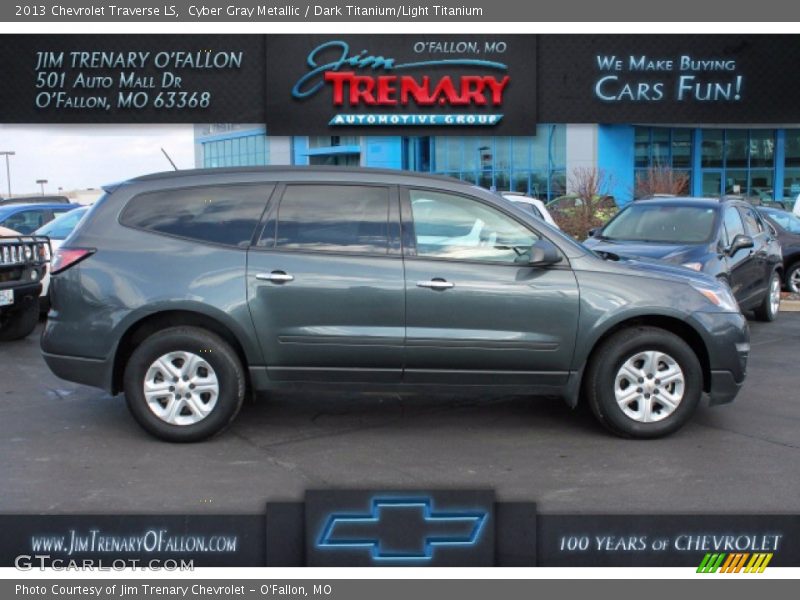 Cyber Gray Metallic / Dark Titanium/Light Titanium 2013 Chevrolet Traverse LS