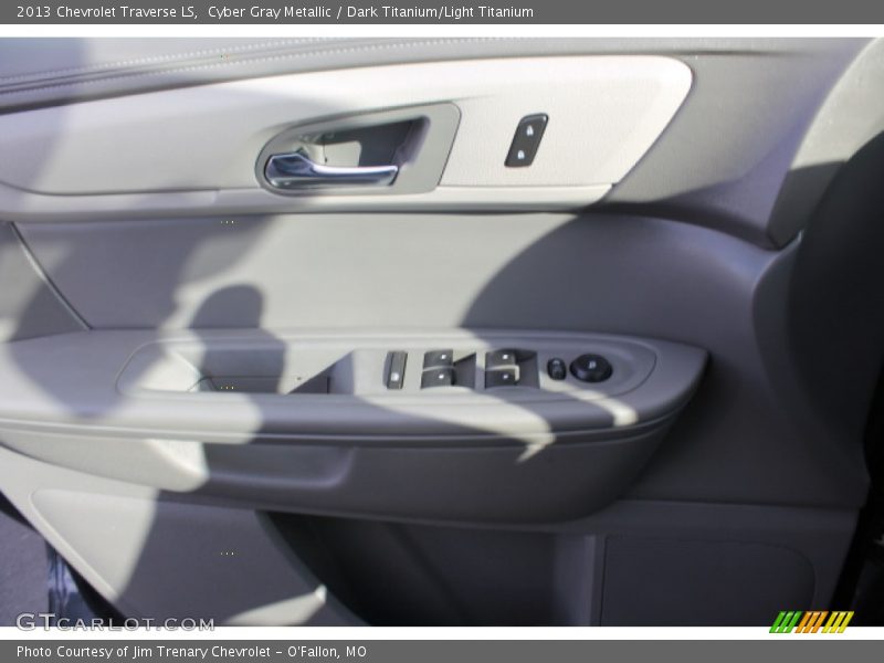 Cyber Gray Metallic / Dark Titanium/Light Titanium 2013 Chevrolet Traverse LS