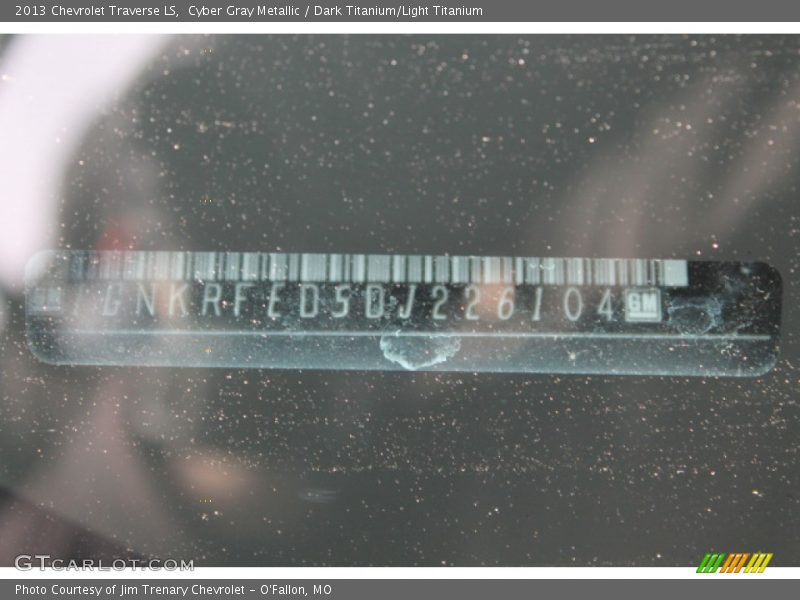 Cyber Gray Metallic / Dark Titanium/Light Titanium 2013 Chevrolet Traverse LS