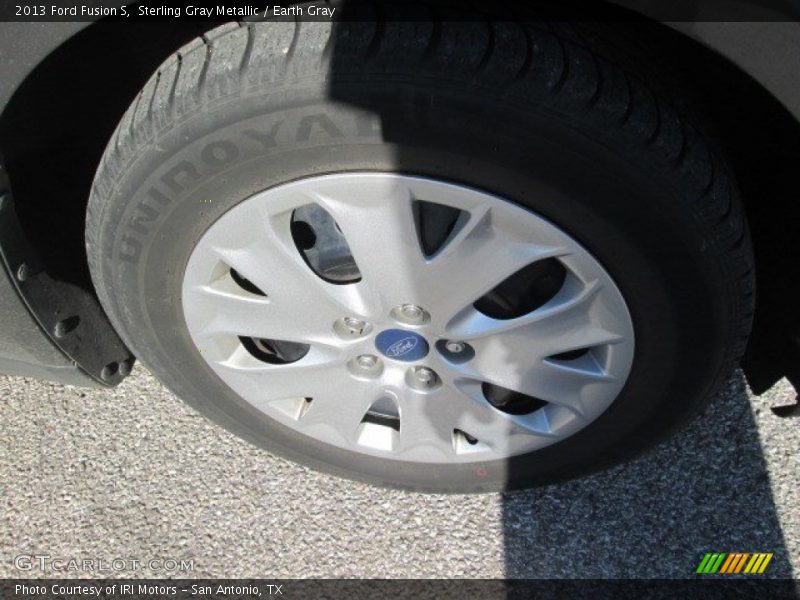 Sterling Gray Metallic / Earth Gray 2013 Ford Fusion S