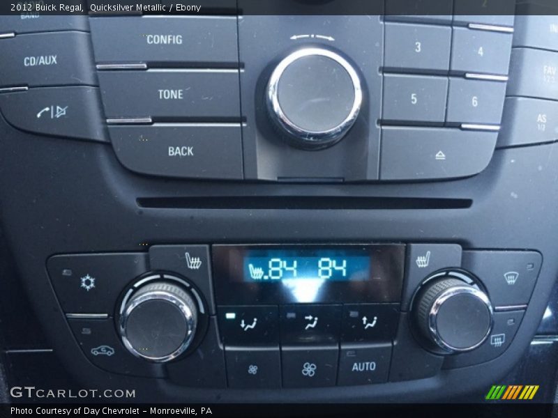 Quicksilver Metallic / Ebony 2012 Buick Regal