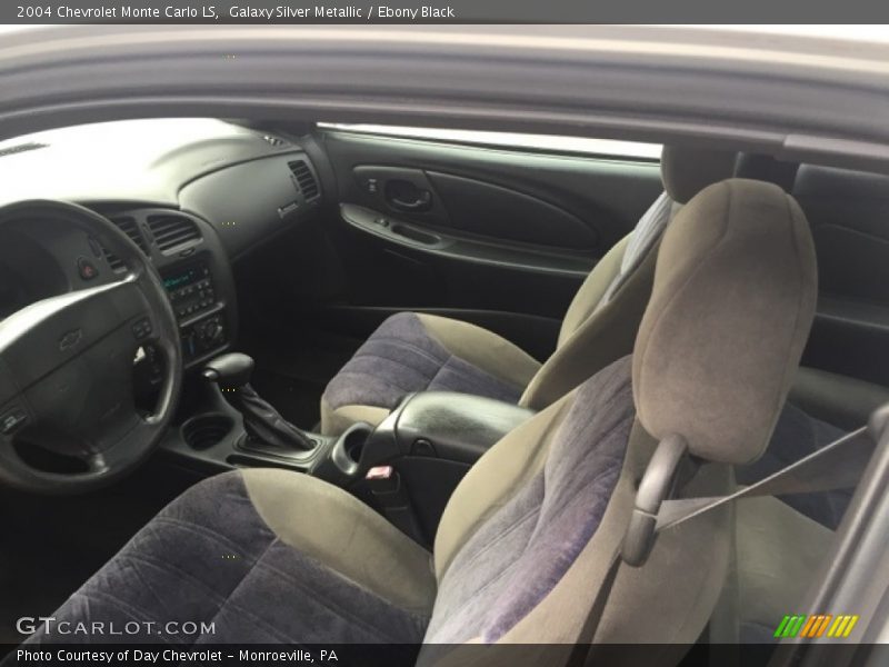 Galaxy Silver Metallic / Ebony Black 2004 Chevrolet Monte Carlo LS