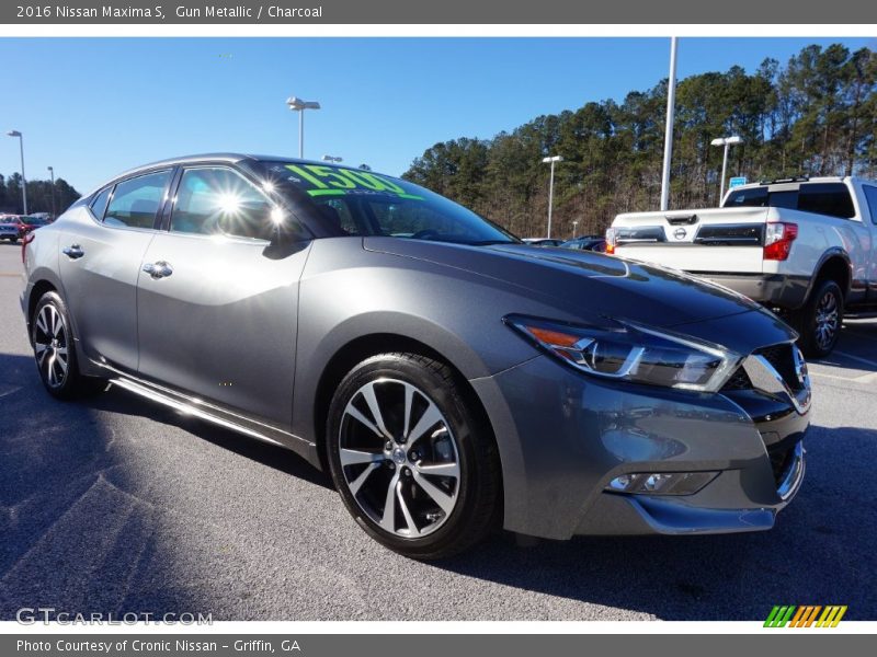 Gun Metallic / Charcoal 2016 Nissan Maxima S