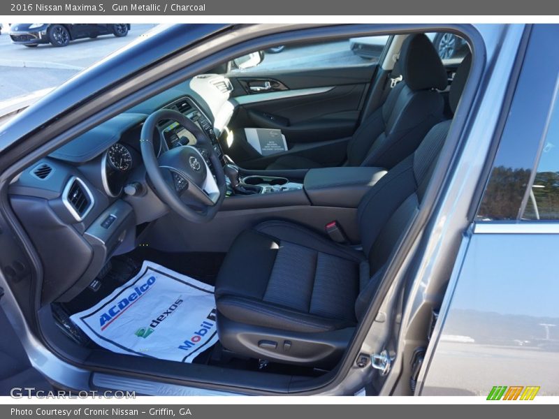 Gun Metallic / Charcoal 2016 Nissan Maxima S