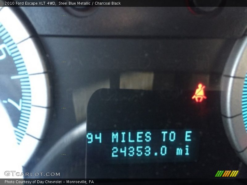 Steel Blue Metallic / Charcoal Black 2010 Ford Escape XLT 4WD