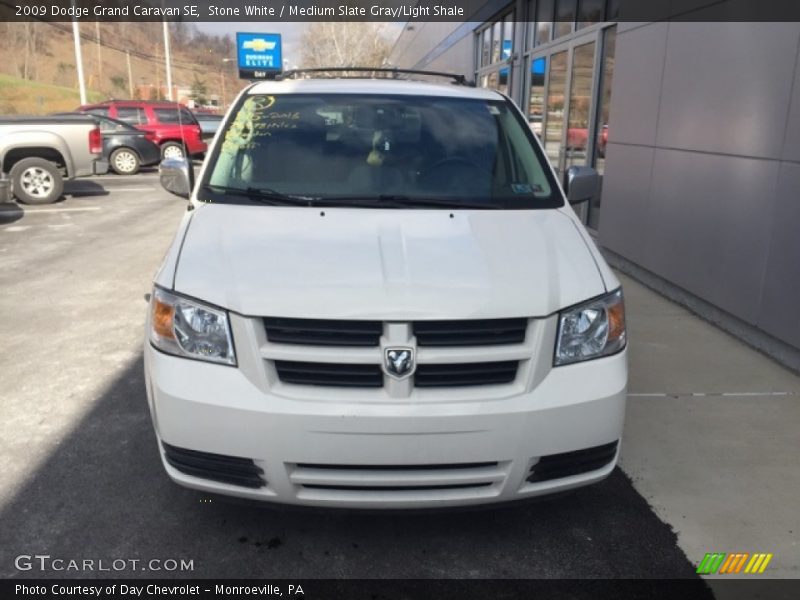 Stone White / Medium Slate Gray/Light Shale 2009 Dodge Grand Caravan SE