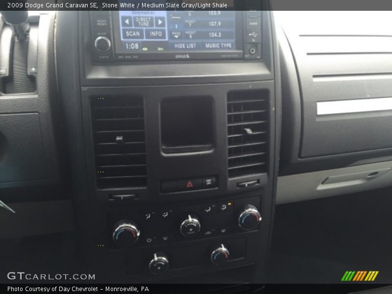 Stone White / Medium Slate Gray/Light Shale 2009 Dodge Grand Caravan SE