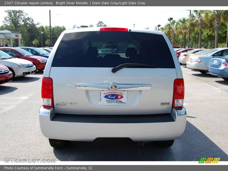 Bright Silver Metallic / Dark Slate Gray/Light Slate Gray 2007 Chrysler Aspen Limited
