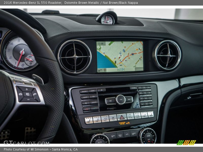 Controls of 2016 SL 550 Roadster