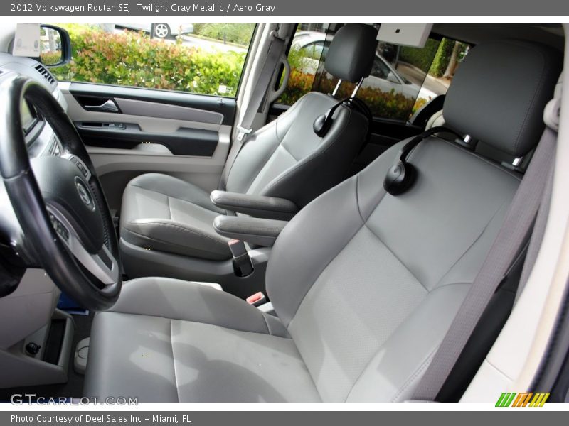 Twilight Gray Metallic / Aero Gray 2012 Volkswagen Routan SE