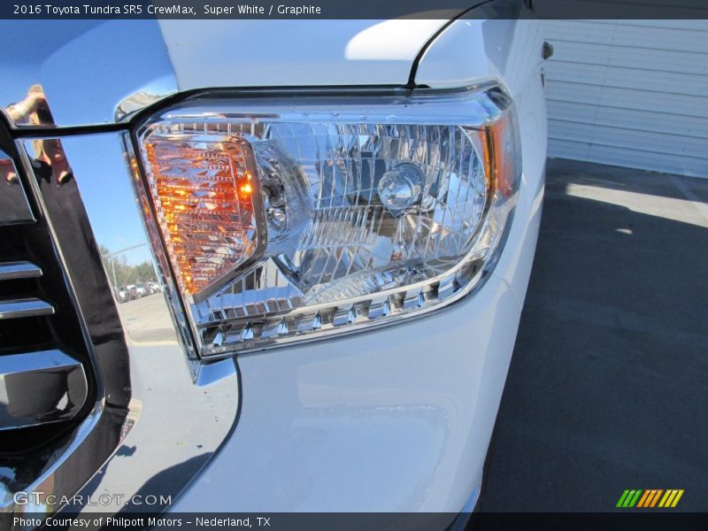 Super White / Graphite 2016 Toyota Tundra SR5 CrewMax