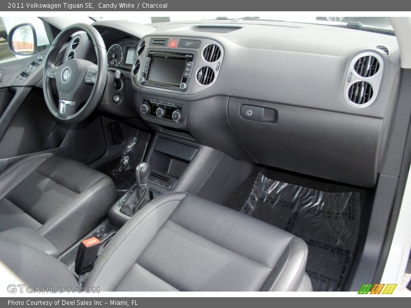 Candy White / Charcoal 2011 Volkswagen Tiguan SE