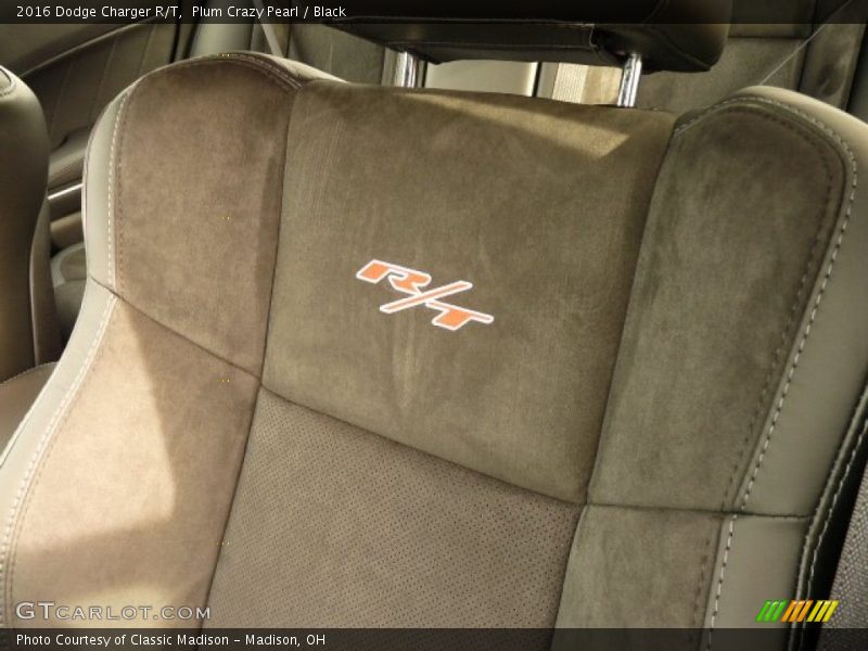 Plum Crazy Pearl / Black 2016 Dodge Charger R/T