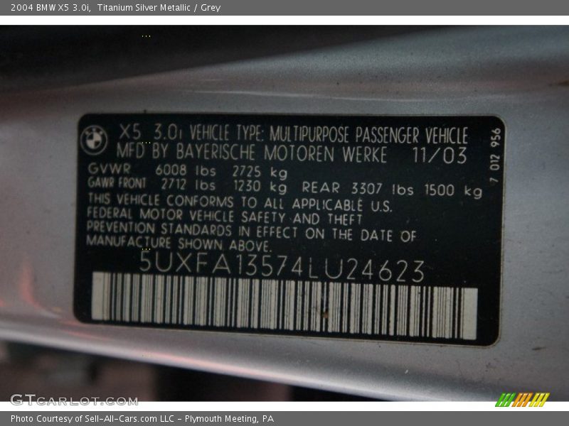 Titanium Silver Metallic / Grey 2004 BMW X5 3.0i
