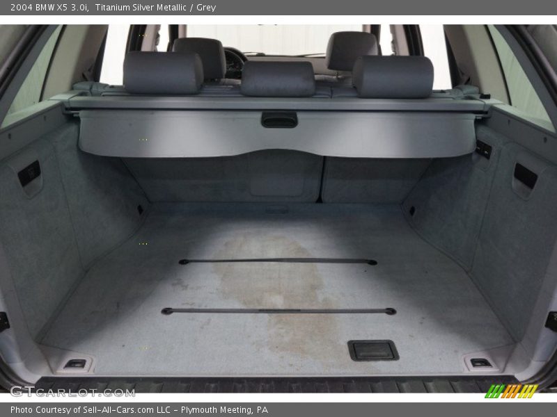 Titanium Silver Metallic / Grey 2004 BMW X5 3.0i