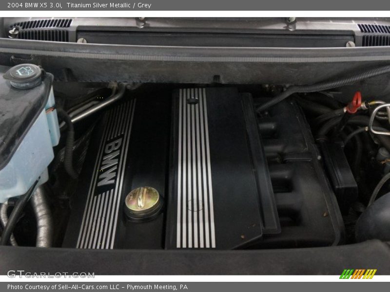 Titanium Silver Metallic / Grey 2004 BMW X5 3.0i