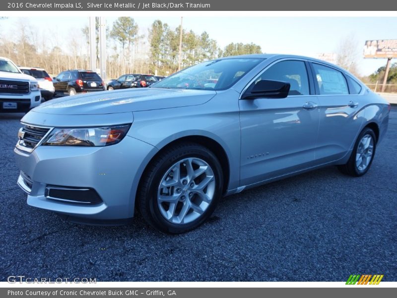 Front 3/4 View of 2016 Impala LS