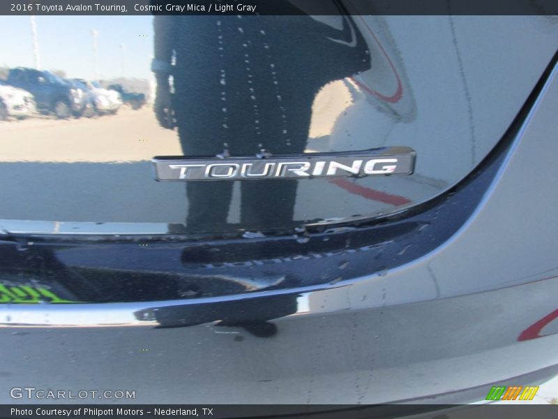 Cosmic Gray Mica / Light Gray 2016 Toyota Avalon Touring