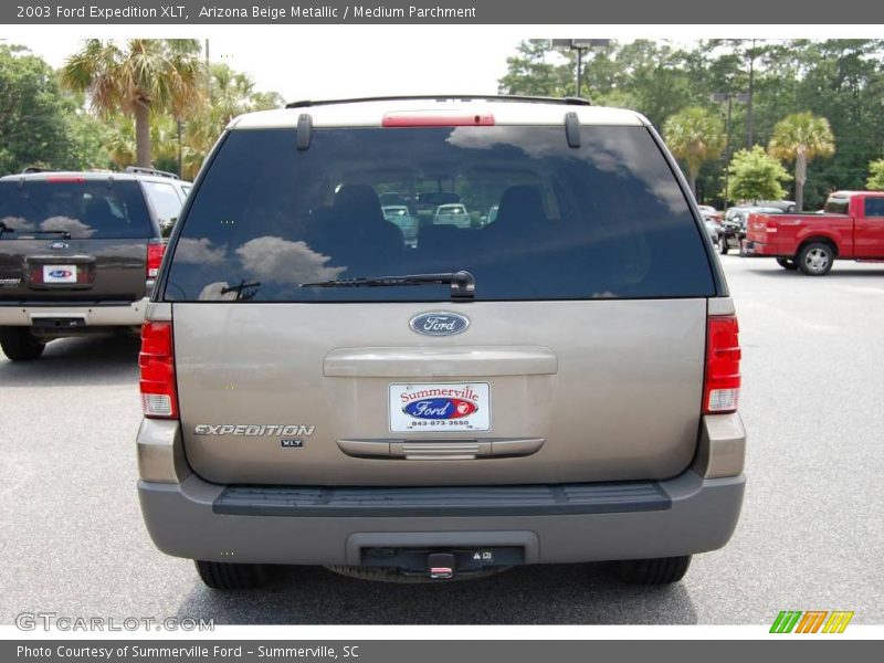 Arizona Beige Metallic / Medium Parchment 2003 Ford Expedition XLT