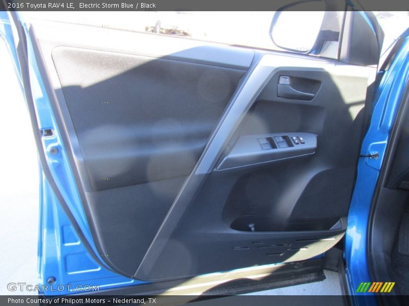 Electric Storm Blue / Black 2016 Toyota RAV4 LE