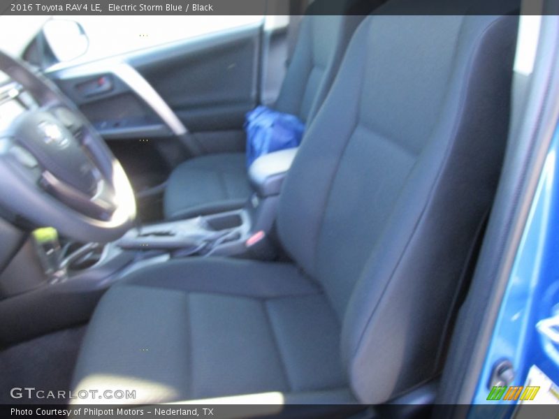Electric Storm Blue / Black 2016 Toyota RAV4 LE