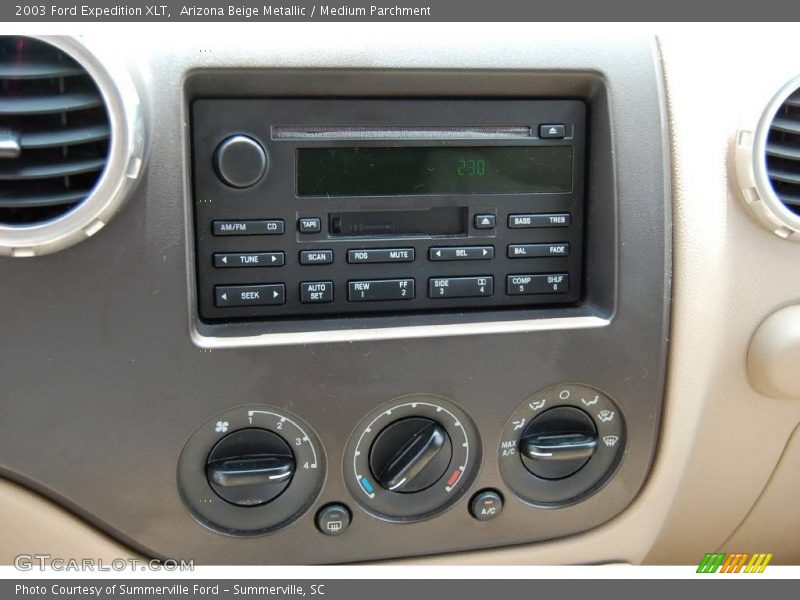 Arizona Beige Metallic / Medium Parchment 2003 Ford Expedition XLT