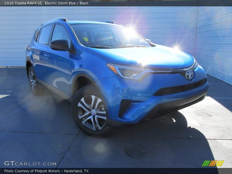 Electric Storm Blue / Black 2016 Toyota RAV4 LE