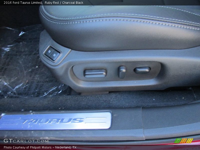 Ruby Red / Charcoal Black 2016 Ford Taurus Limited