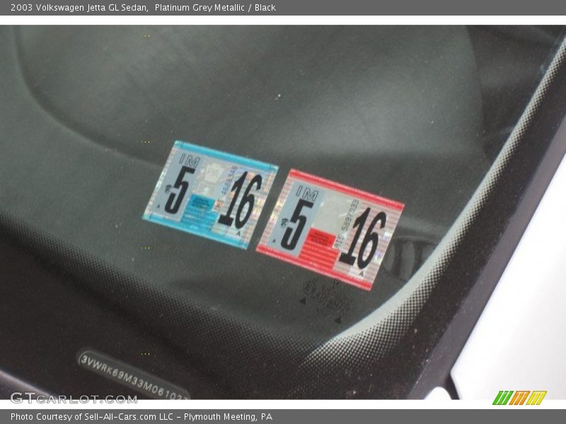 Platinum Grey Metallic / Black 2003 Volkswagen Jetta GL Sedan