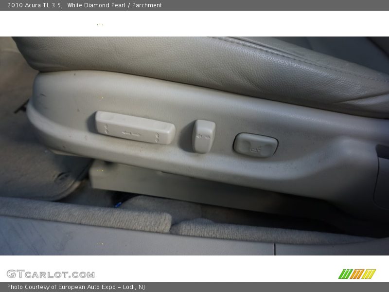 White Diamond Pearl / Parchment 2010 Acura TL 3.5