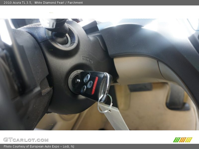 White Diamond Pearl / Parchment 2010 Acura TL 3.5