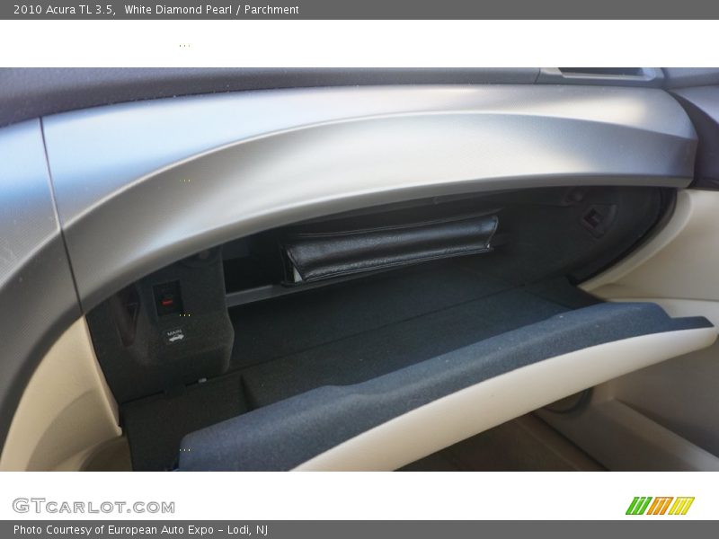 White Diamond Pearl / Parchment 2010 Acura TL 3.5