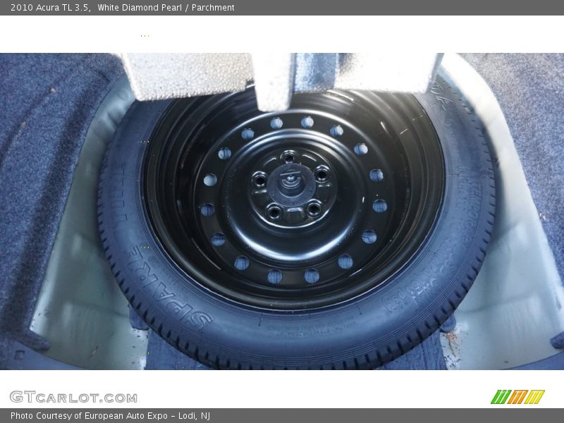 White Diamond Pearl / Parchment 2010 Acura TL 3.5