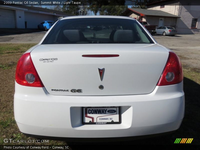 Summit White / Light Taupe 2009 Pontiac G6 Sedan