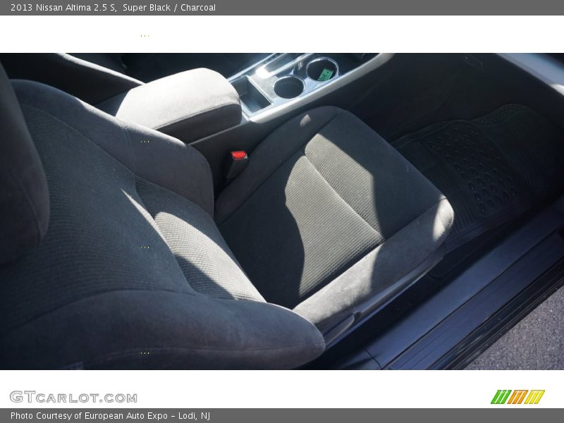 Super Black / Charcoal 2013 Nissan Altima 2.5 S