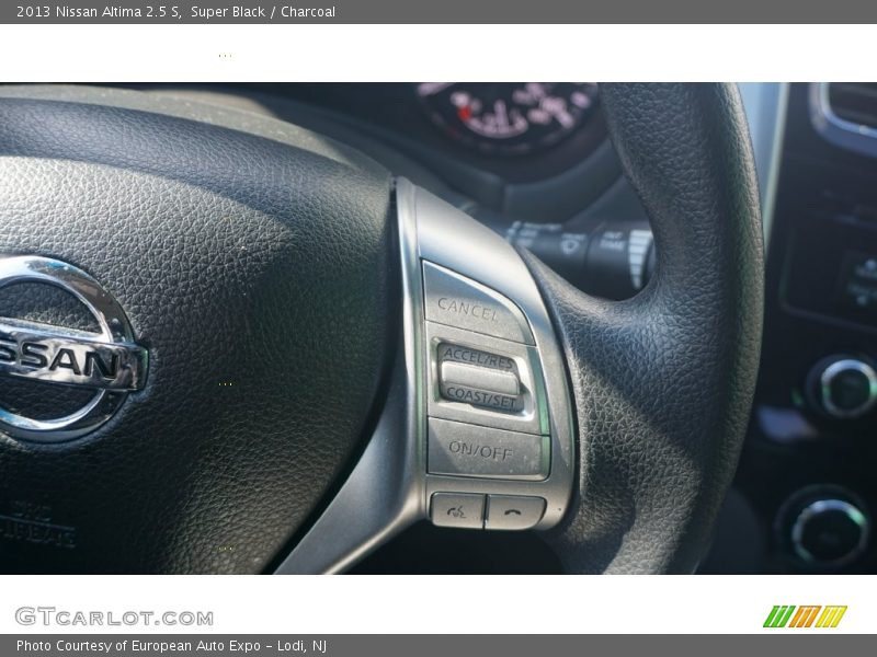 Super Black / Charcoal 2013 Nissan Altima 2.5 S