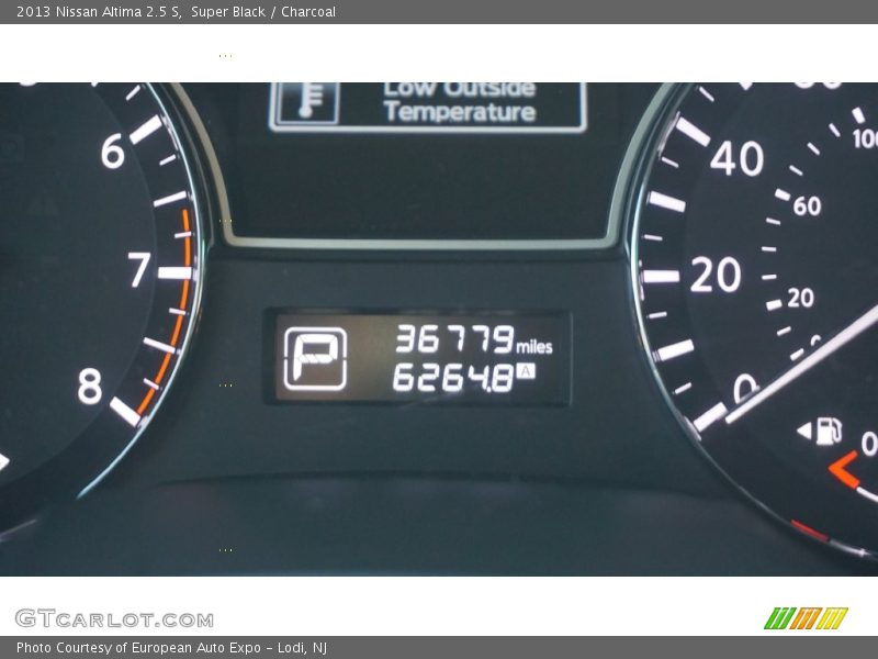 Super Black / Charcoal 2013 Nissan Altima 2.5 S