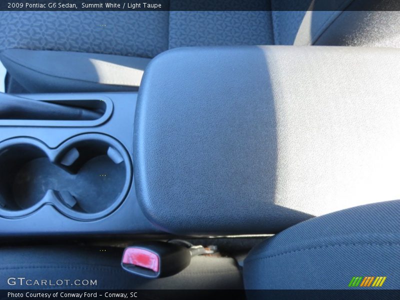 Summit White / Light Taupe 2009 Pontiac G6 Sedan