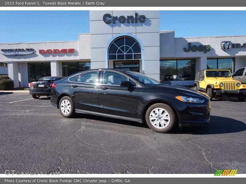 Tuxedo Black Metallic / Earth Gray 2013 Ford Fusion S