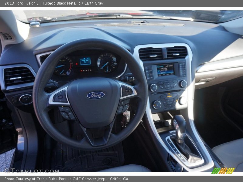 Tuxedo Black Metallic / Earth Gray 2013 Ford Fusion S