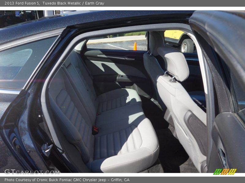 Tuxedo Black Metallic / Earth Gray 2013 Ford Fusion S