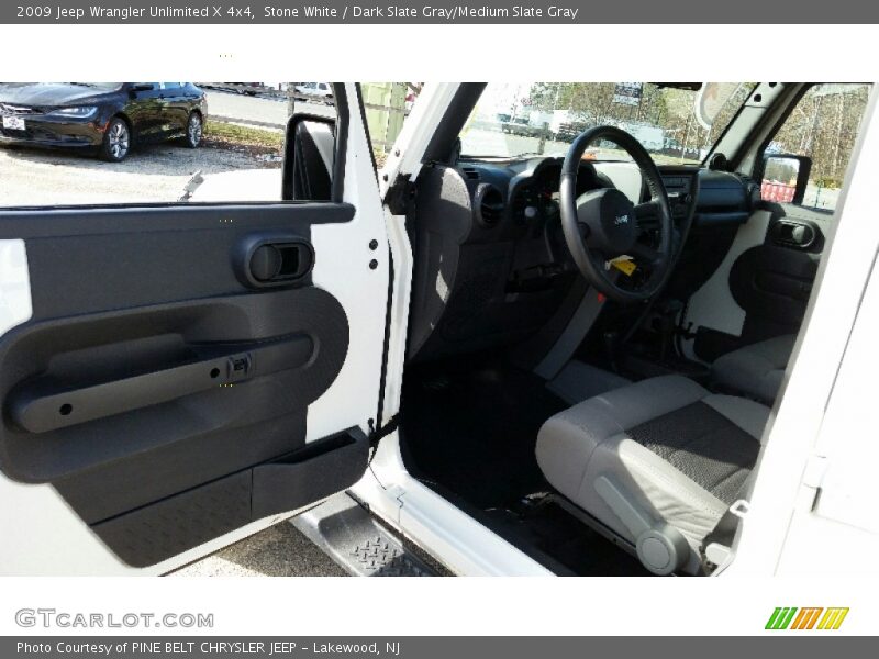 Stone White / Dark Slate Gray/Medium Slate Gray 2009 Jeep Wrangler Unlimited X 4x4