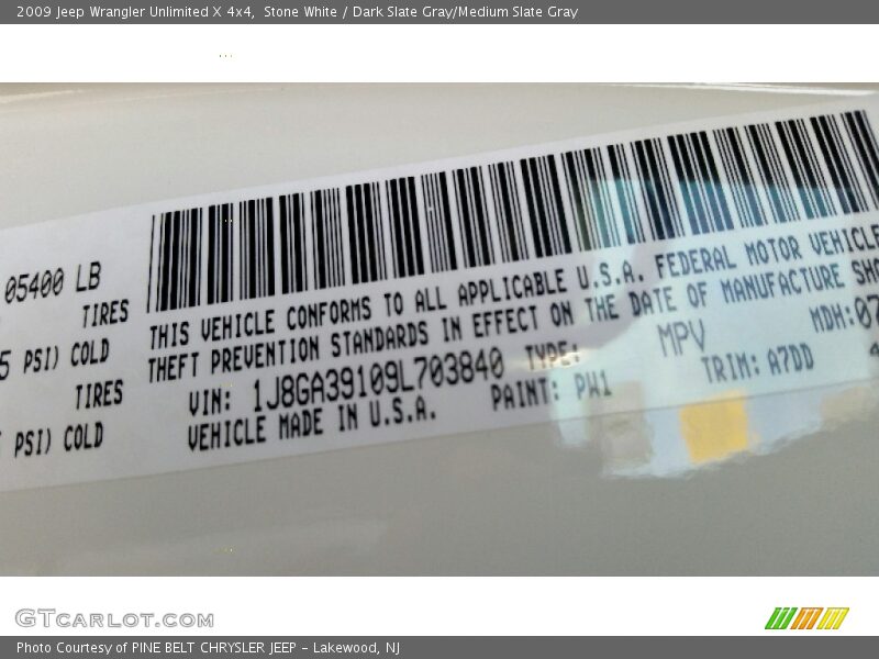 Stone White / Dark Slate Gray/Medium Slate Gray 2009 Jeep Wrangler Unlimited X 4x4